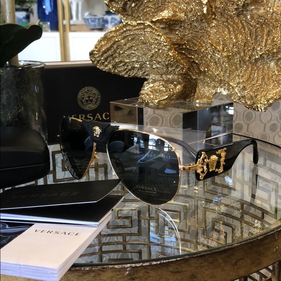 Versace Sunglasses - Baroque - Picture 2 of 7